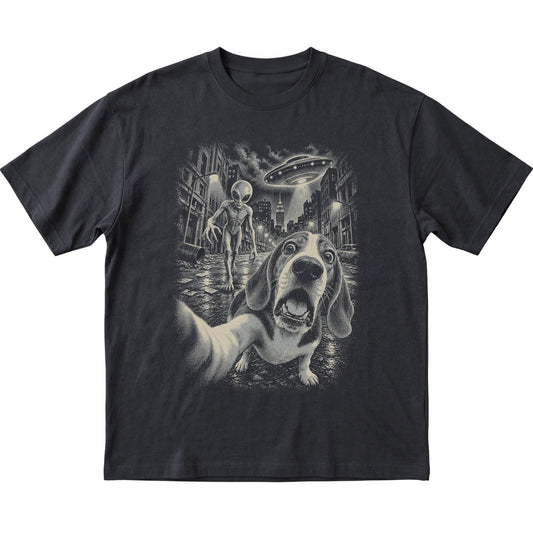 Beagle Alien Selfie Gildan Softstyle T-Shirt in Black, flat view