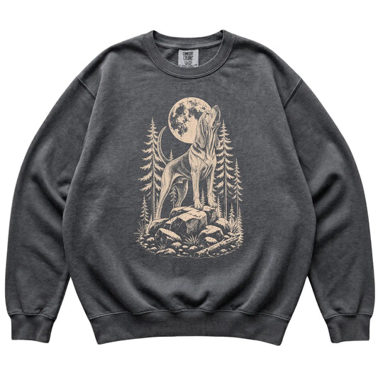 Close view of Bloodhound Howling at the Moon artwork on Pepper Comfort Colors sweatshirt