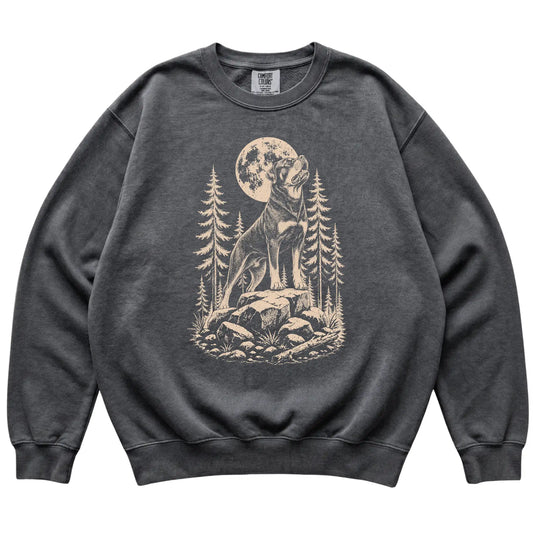 Close view of Rottweiler Howling at the Moon artwork on Pepper Comfort Colors sweatshirt