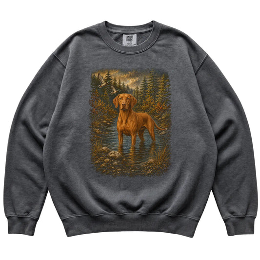 Vizsla Duck Hunting Sweatshirt in Pepper