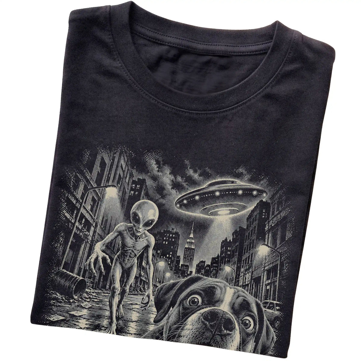 Boxer Alien Selfie Gildan Softstyle T-Shirt in Black, folded view