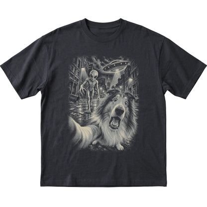 Collie Alien Selfie Gildan Softstyle T-Shirt in Black, flat view