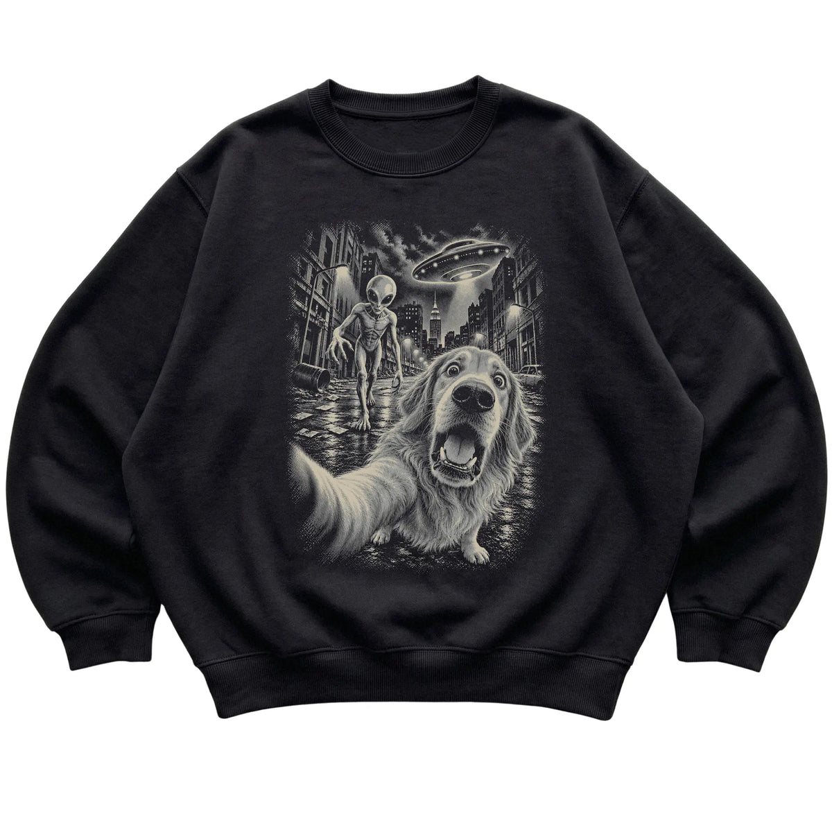 Golden Retriever Alien Selfie Gildan Crewneck Sweatshirt in Black, flat view