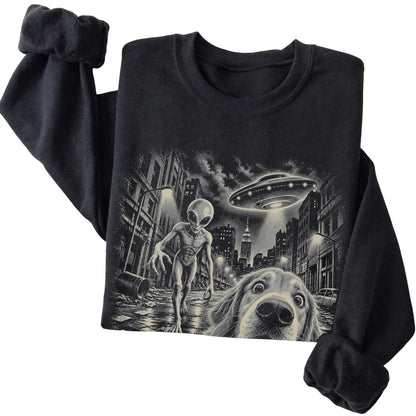 Golden Retriever Alien Selfie Gildan Crewneck Sweatshirt in Black, folded view