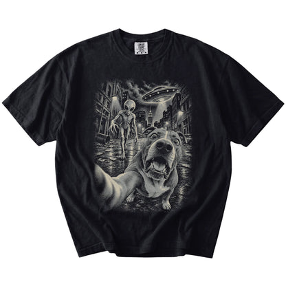 Pitbull Alien Selfie Comfort Colors T-Shirt in Black, flat view