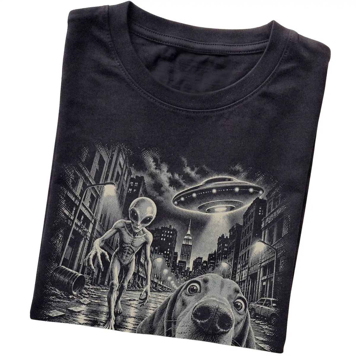 Vizsla Alien Selfie Gildan Softstyle T-Shirt in Black, folded view