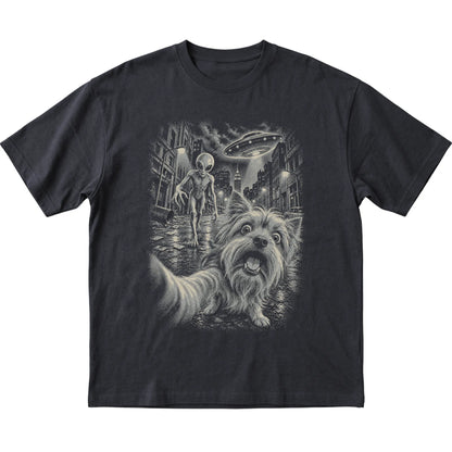 Yorkie Alien Selfie Gildan Softstyle T-Shirt in Black, flat view