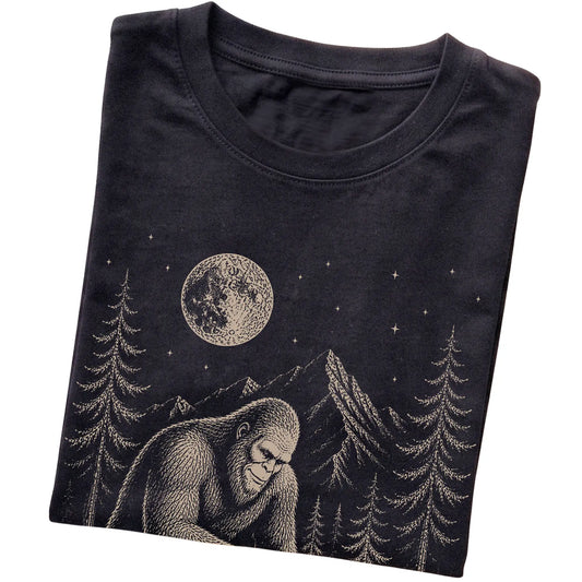 Folded Cavalier and Bigfoot T-Shirt in Black