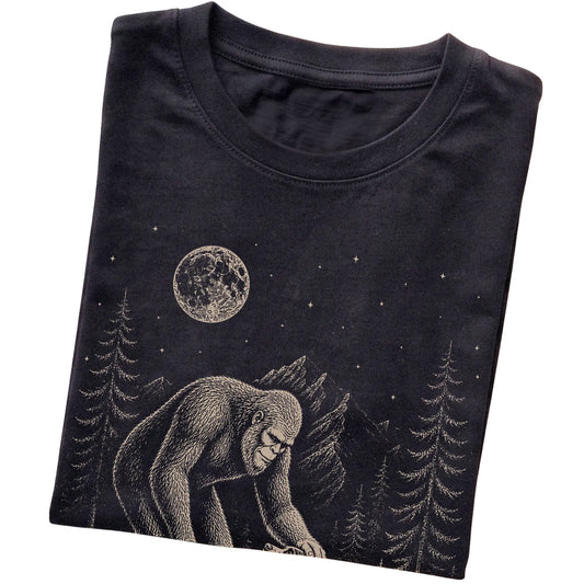 Folded Springer Spaniel and Bigfoot T-Shirt in Black