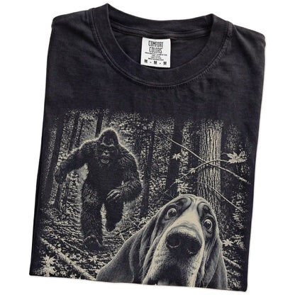 Black Bloodhound Bigfoot selfie T-shirt, close-up view