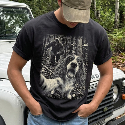 Black Cavalier King Charles Spaniel Bigfoot selfie T-shirt, worn by a model