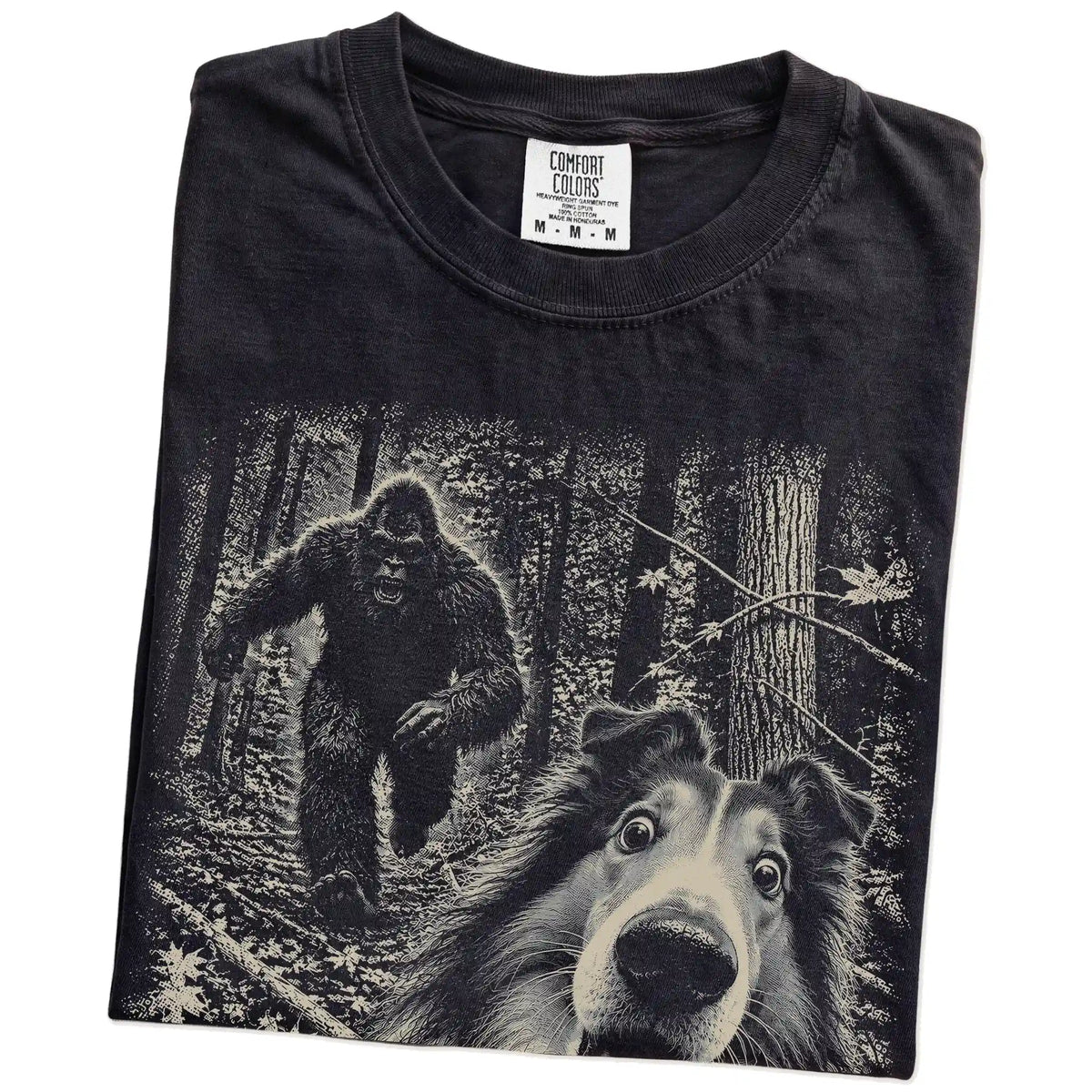 Black Collie Bigfoot selfie T-shirt, close-up view