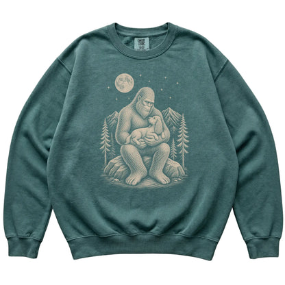Bigfoot and Cocker Spaniel Sweatshirt in Blue Spruce