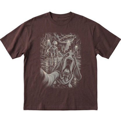Bloodhound Alien Selfie Gildan Softstyle T-Shirt in Dark Chocolate, flat view