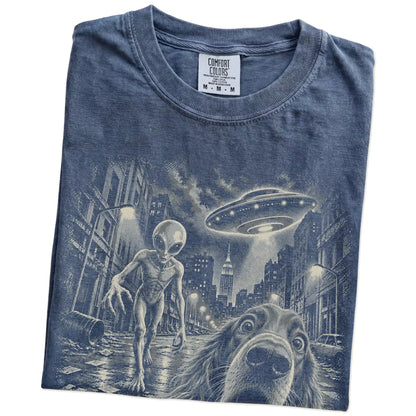 Irish Setter Alien Selfie Comfort Colors T-Shirt in Denim, folded view