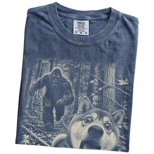 Denim Shiba Inu Bigfoot selfie T-shirt, close-up view