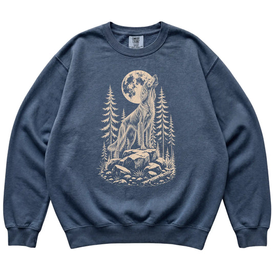 Close view of Irish Setter Howling at the Moon artwork on Denim Comfort Colors sweatshirt