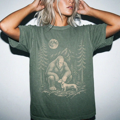 Person wearing the Dachshund and Bigfoot T-Shirt in Moss
