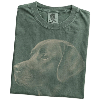 Folded Moss Comfort Colors® T-shirt showing a detailed photographic portrait of a Labrador Retriever