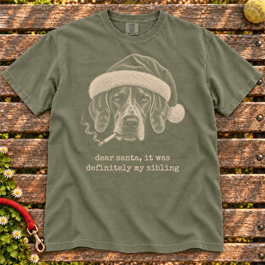 Pointer wearing a Santa hat and smoking on a Moss T-shirt