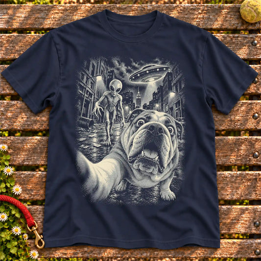 English Bulldog Alien Selfie Softstyle T-shirt in Navy