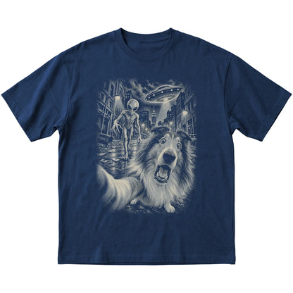 Collie Alien Selfie Gildan Softstyle T-Shirt in Navy, flat view