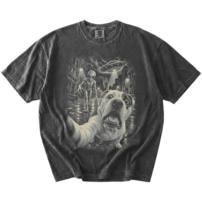 American Bulldog Alien Selfie Comfort Colors T-Shirt in Pepper, flat view