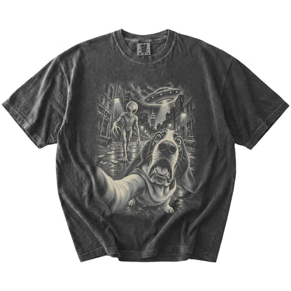 Basset Hound Alien Selfie Comfort Colors T-Shirt in Pepper, flat view