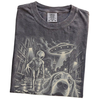 Golden Retriever Alien Selfie Comfort Colors T-Shirt in Pepper, folded view