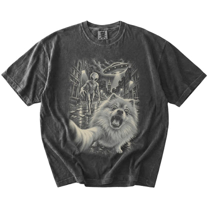 Pomeranian Alien Selfie Comfort Colors T-Shirt in Pepper, flat view