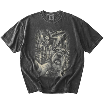 Schnauzer Alien Selfie Comfort Colors T-Shirt in Pepper, flat view