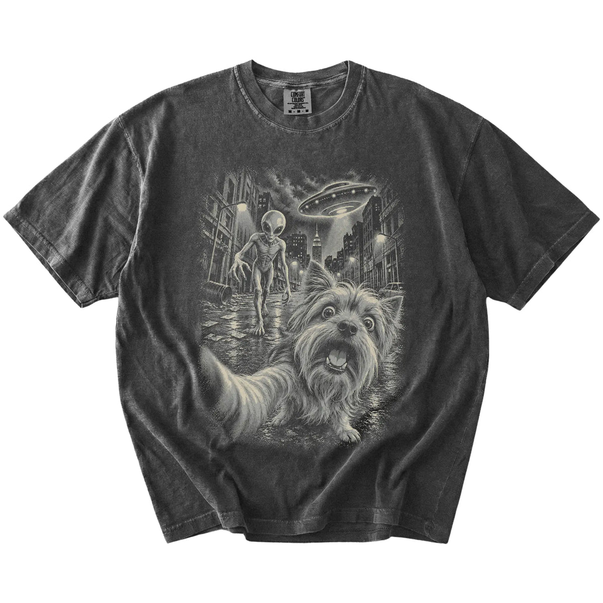 Yorkie Alien Selfie Comfort Colors T-Shirt in Pepper, flat view