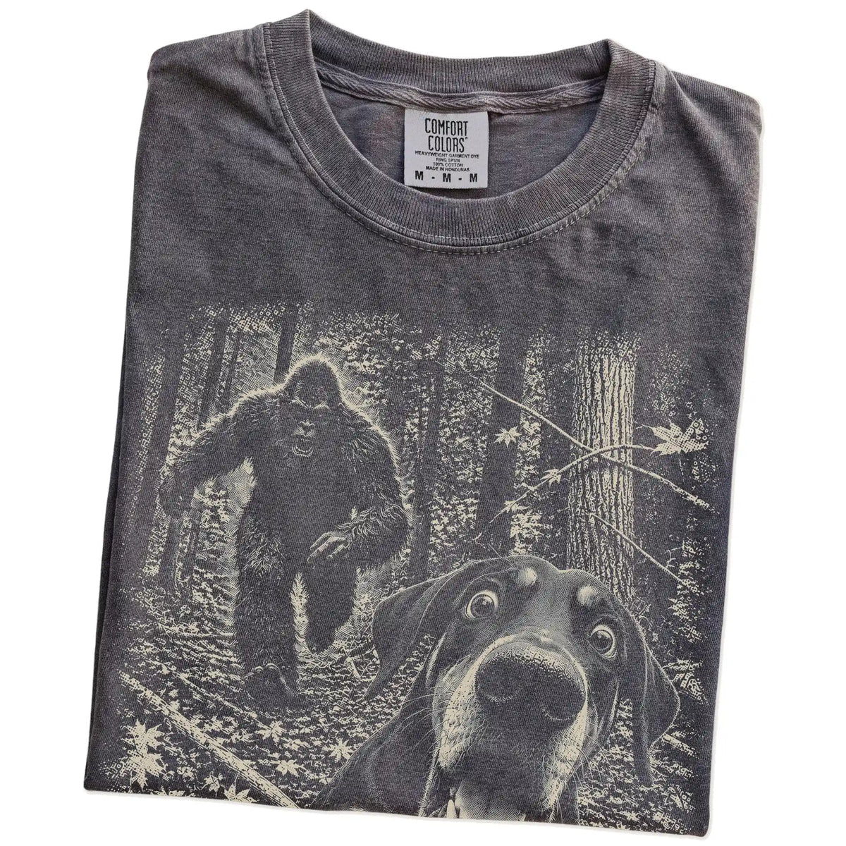 Pepper Doberman Bigfoot selfie T-shirt, close-up view
