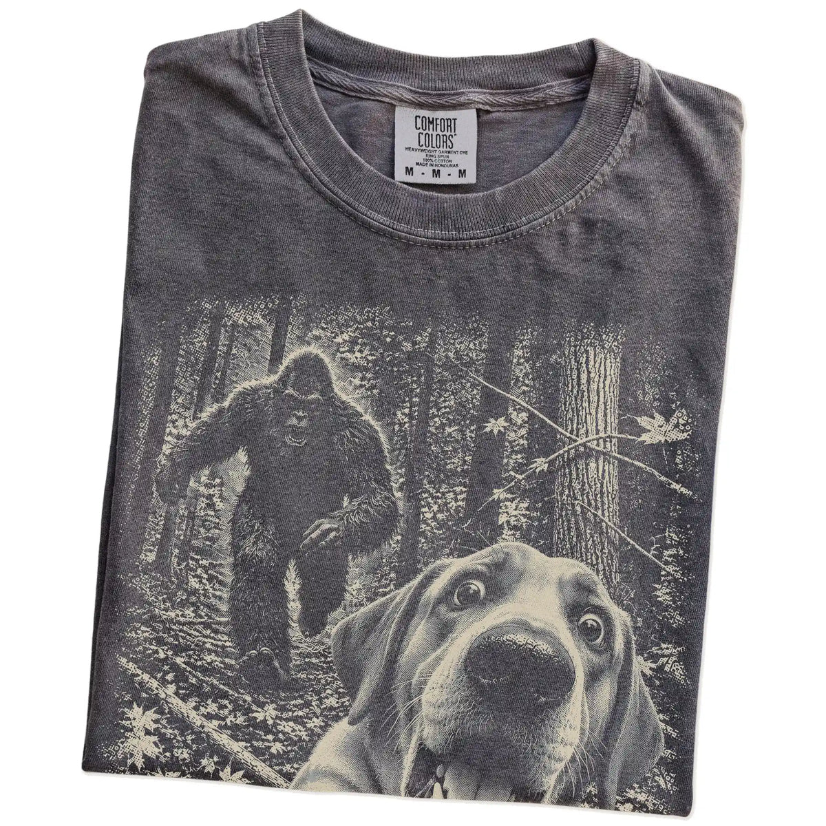 Pepper Labrador Retriever Bigfoot selfie T-shirt, close-up view