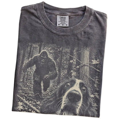 Pepper Springer Spaniel Bigfoot selfie T-shirt, close-up view