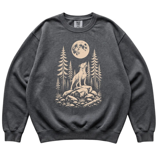 Close view of Pitbull Howling at the Moon artwork on Pepper Comfort Colors sweatshirt