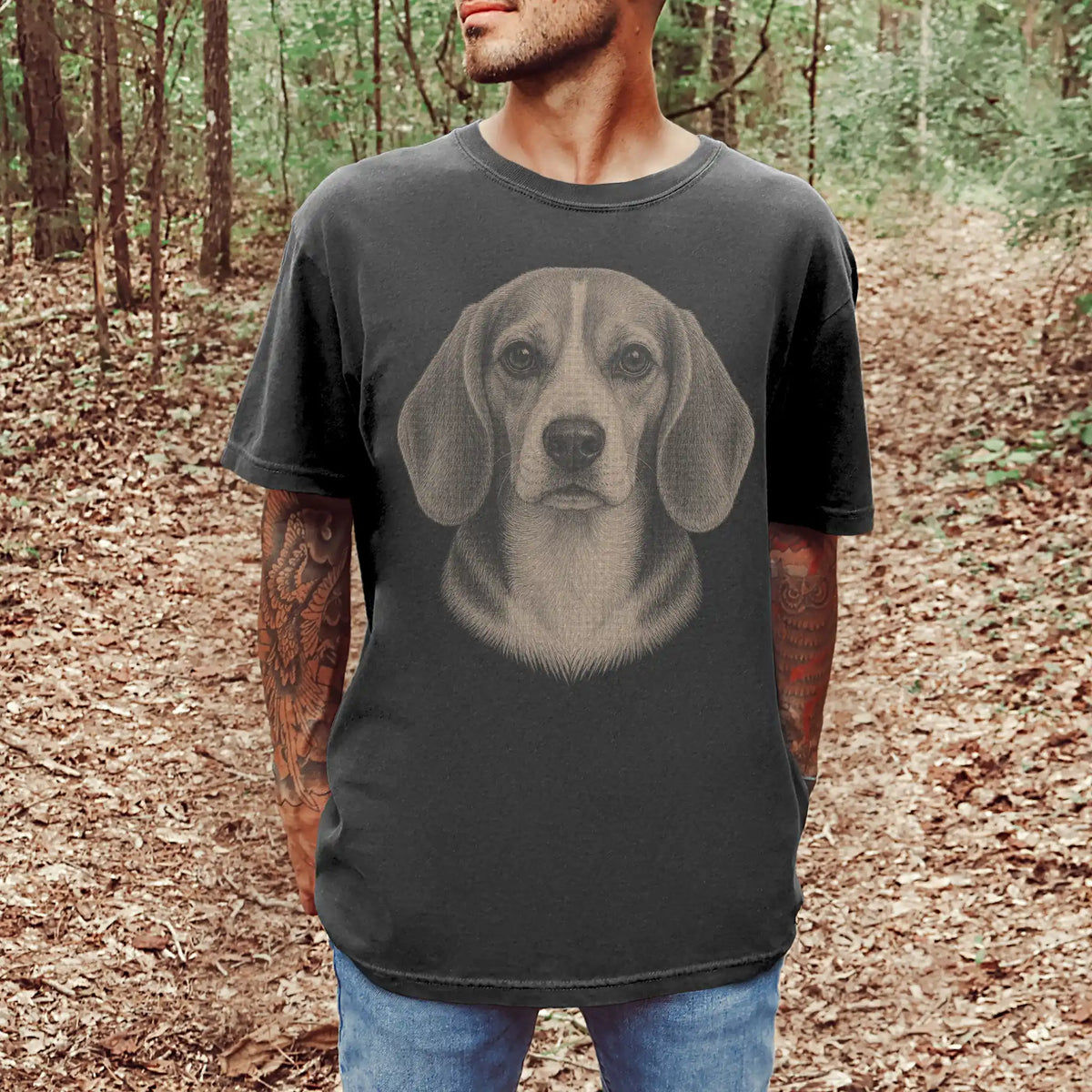 Model wearing a Pepper Comfort Colors® T-shirt with a realistic drawing of a Beagle