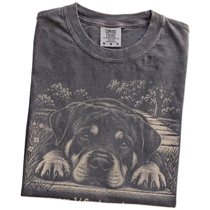 Rottweiler Karma Comfort Colors T-shirt in Pepper — Folded Detail