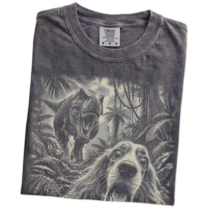 T-Rex Selfie Cocker Spaniel Comfort Colors 1717 T-Shirt in Pepper, folded detail