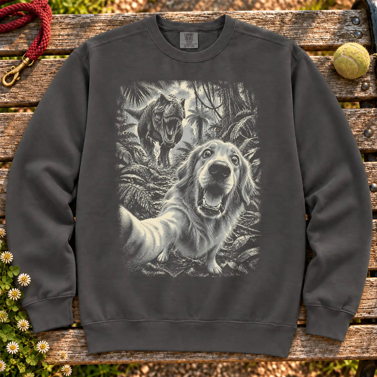 Golden Retriever T-Rex Selfie sweatshirt in Pepper