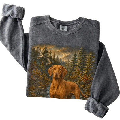 Vizsla Duck Hunting Sweatshirt in Pepper