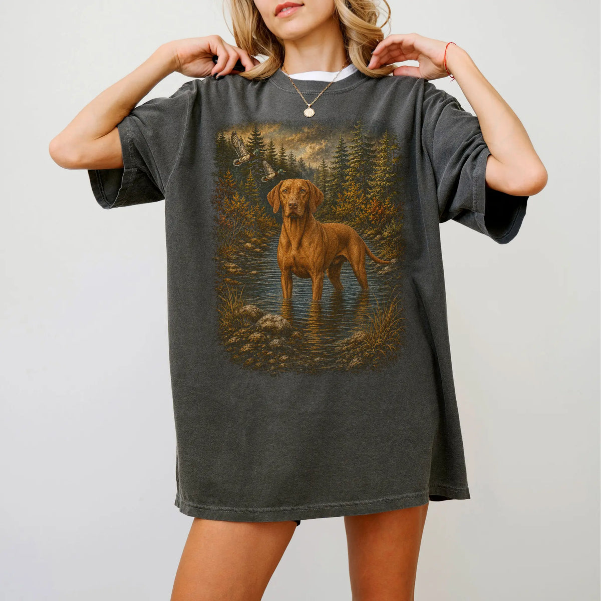 Woman wearing a Pepper Vizsla Duck Hunting T-Shirt