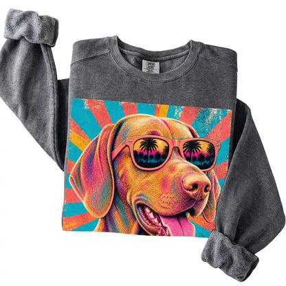 Folded Pepper Comfort Colors sweatshirt with a Retro Vizsla Mama design