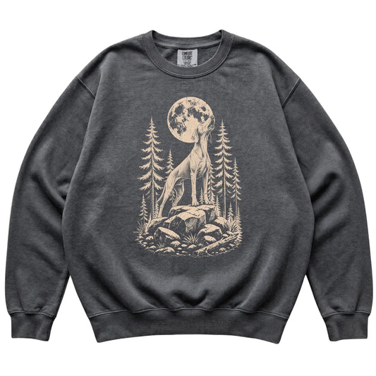 Close view of Weimaraner Howling at the Moon artwork on Pepper Comfort Colors sweatshirt