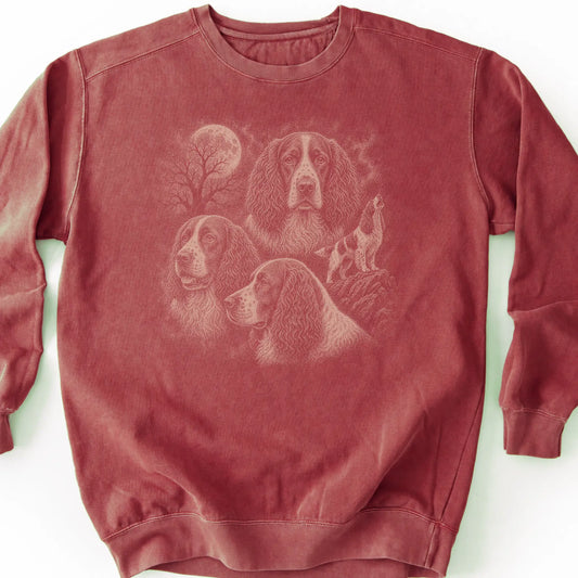 Springer Spaniel 90s Moon design on a crimson sweatshirt.